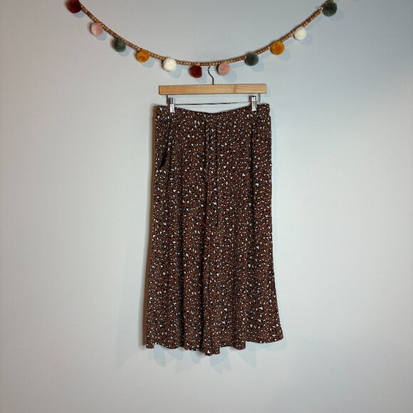 Banana Republic cheetah leopard print wide leg crops - Picture 1 of 5